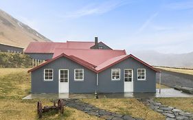 Rauthafell Chickencoop